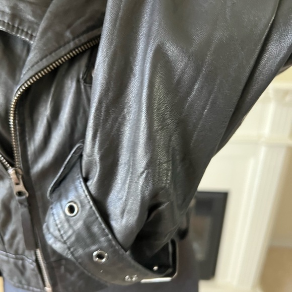 Guess leather crop moto jacket stunning - Picture 5 of 5